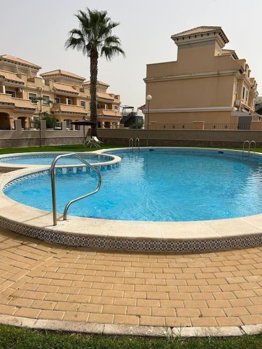 3 Bedroom Townhouse In Alicante, Orihuela 外观 照片