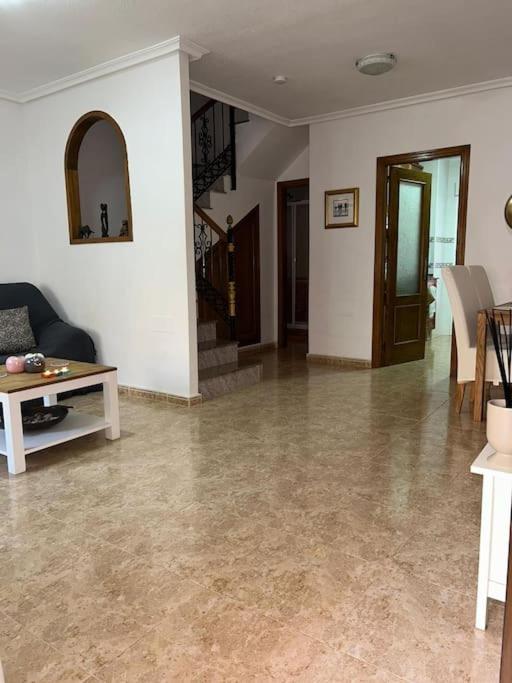 3 Bedroom Townhouse In Alicante, Orihuela 外观 照片